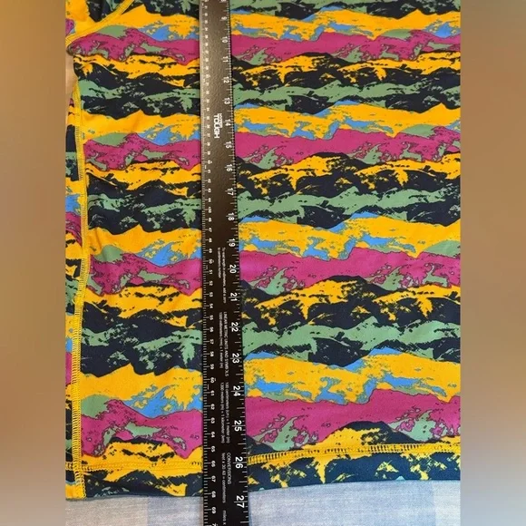 The North Face Multi-Colored Drifit Performance base layer, size M - Picture 9 of 10